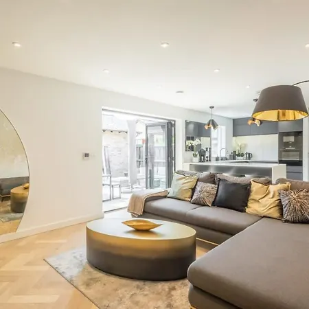 Luxury 2 Bedroom Apartment With Ac And Parking CBG Exterior foto