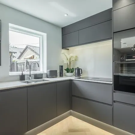 Luxury 2 Bedroom Apartment With Ac And Parking CBG Exterior foto
