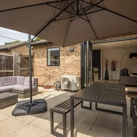 Luxury 2 Bedroom Apartment With Ac And Parking CBG Exterior foto