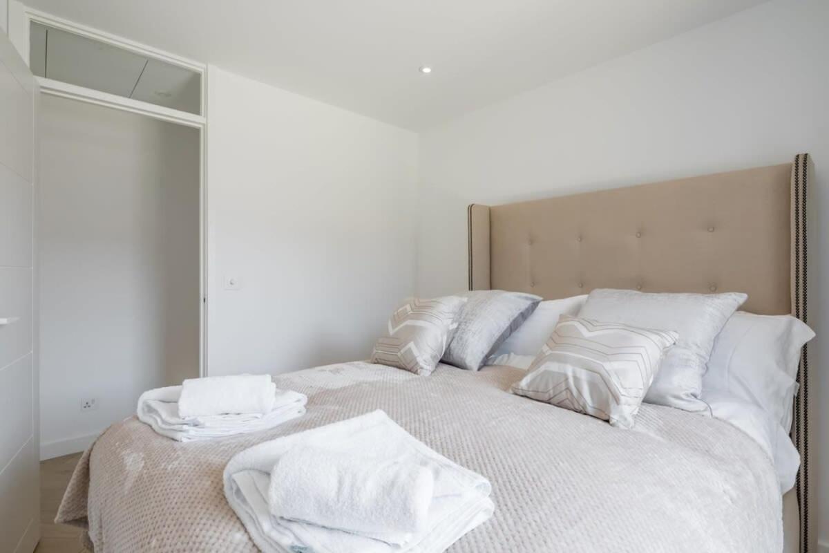 Holiday home Luxury 2 Bedroom With Ac And Parking
